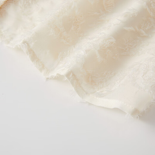 Xiangying French white shirt for women 2025 winter new style cut flower ear edge long-sleeved workplace commuting shirt top Lubai L 165/88A/110-125Jin Jin is equal to 0.5 kg