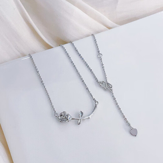 Beijing Gold Trading Center Co., Ltd. platinum necklace pt950 rose branch chain for women, birthday gift for girlfriend and wife, about 4.57g