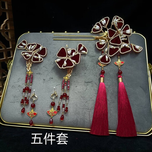 New super fairy bride's dressing gown toasting headdress new Chinese style dressing gown headdress red high-end velvet flower set wedding dress dressing gown hair fork set