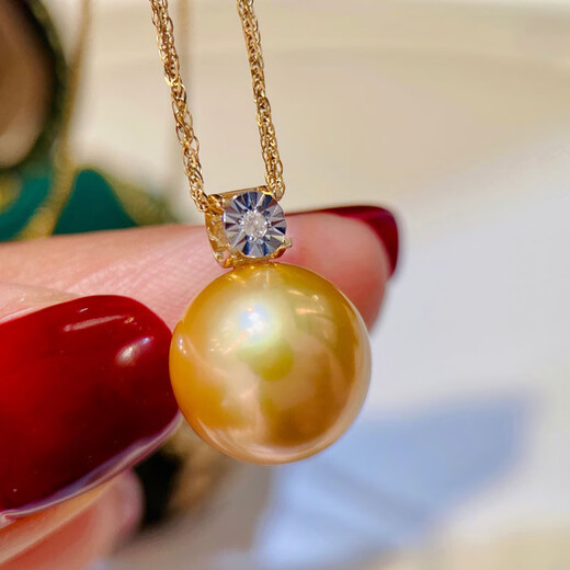 Fat Donglai same style South Sea gold bead pendant 18k gold South Sea gold bead pendant 18K gold princess diamond seawater pearl 12-13mm gold beads