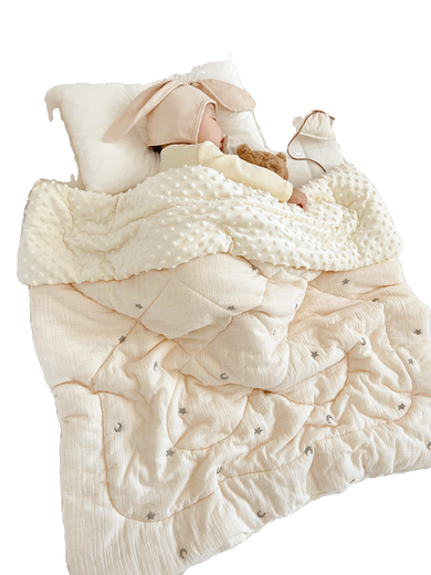 Others Newborn baby spring and autumn blankets, children's air-conditioned quilts, kindergarten quilts, autumn and winter quilts, soothing beanie fleece blankets, bear head embroidered beanie quilts 10-20 degrees 100x120cm