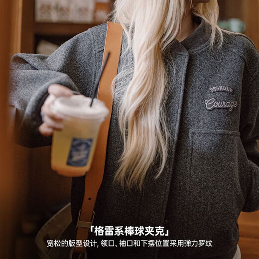 Madden gray thickened baseball jacket short woolen heavy woolen top autumn and winter large pocket women's jacket dark gray M (100-120Jin Jin is equal to 0.5 kg)