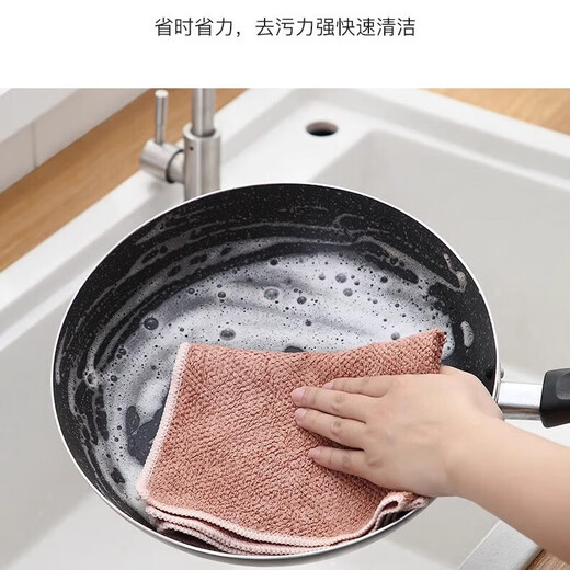 Special kitchen dishwashing cloth that absorbs water and is not easy to get oily and lint-free. Corn kernel rag is oily and easy to wipe dishes and tables. 5 trimmed edges 25*25cm, random colors