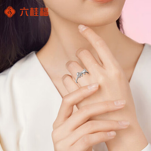 LIU GUI FU JEWELRYPT950 platinum bow ring for women live solid ring ring for women birthday gift for girlfriend and wife practical 2.58g platinum butterfly ring