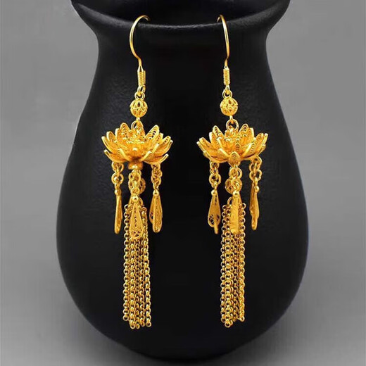 Fuwu 2025 new step by step lotus gold color lotus tassel earrings for women 18k gold lotus retro earrings for girlfriend step