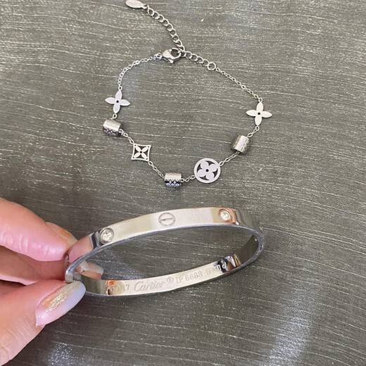 Jiaye K gold four-leaf clover titanium steel silver waist bracelet presbyopia bracelet light luxury fashion temperament versatile and non-fading 999 gold bracelet