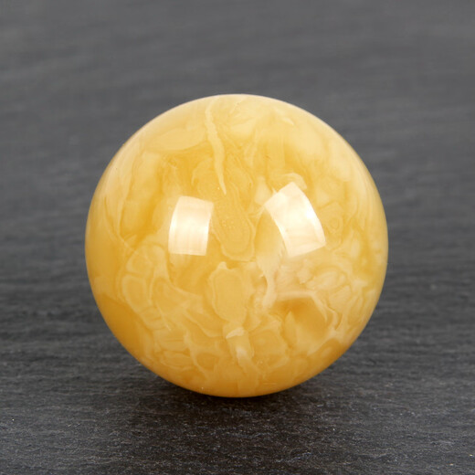 Yuzhi 1 object 1 certificate 1 shot natural Russian material unoptimized beeswax round beads single bead separated beads diameter 24.6 round beads 8.39 grams diameter about 24.6 mm