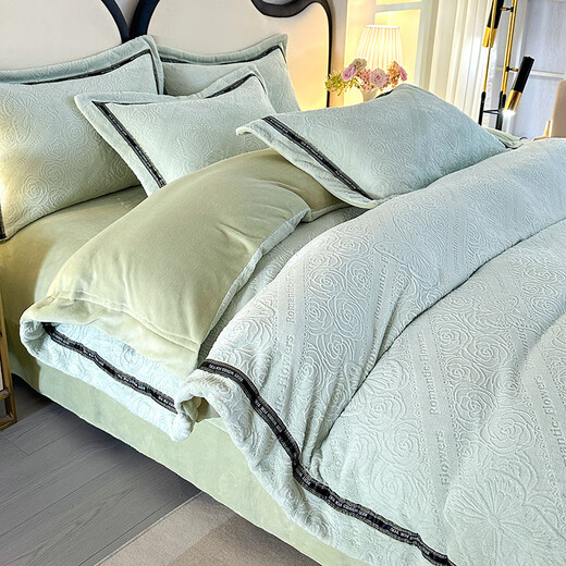 Mercury series home textiles new 2025 new milk velvet carved four-piece set double-sided baby velvet autumn and winter thickened bed sheet quilt cover butterfly-light green bed sheet style 2.0m four-piece set