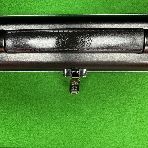 Yebao NFC quasi-shen 1 can check the club's one-to-one coding and manual chip. It has a first-level playing feel. There is an NFC second pop-up window. Single stick + full set + ointment + gloves + chocolate + extension