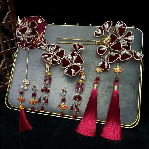 New super fairy bride's dressing gown toasting headdress new Chinese style dressing gown headdress red high-end velvet flower set wedding dress dressing gown hair fork set