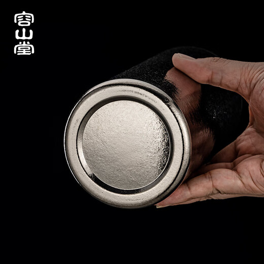 Rongshantang pure titanium large wine jug portable high-end exquisite empty wine bottle white wine jug small wine jug special titanium wine jug for white wine ice crystal silver large wine jug + pure titanium funnel 1200ml