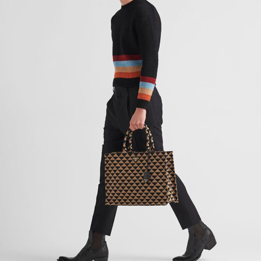 PRADA Enamel-coated metal triangle logo embroidery Jacquard fabric and leather Tote bag women's basic outfit (bag + dust bag)