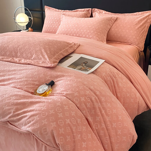 Lady Laura Fuanna 2025 sense milk velvet four-piece set light luxury coral velvet baby velvet thickened bed sheet Eternal-bean paste powder 3 seconds quick warm anti-static bed sheet style 1.5 quilt cover 200x230 four-piece set