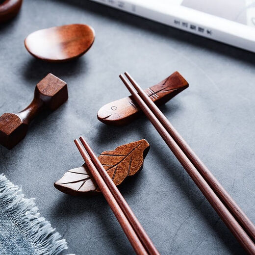 XUNIAN 2-pack Japanese-style solid wood chopstick pillow, cute chopstick holder, chopstick holder, creative home spoon holder, spoon holder, dumbbell chopstick holder (Phoebe 2-pack)