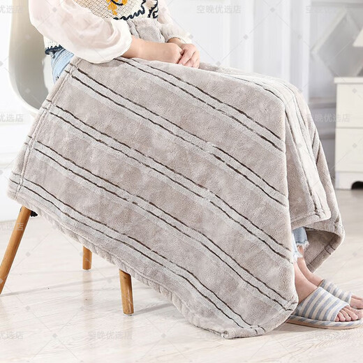 Wheelchair leg-covering small blanket, thickened flannel blanket, baby and children's lunch break, office and class multi-purpose thin blanket, extra thick coffee color