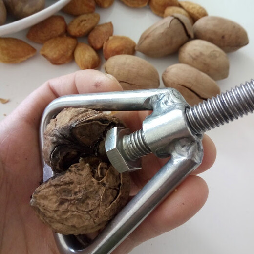 New technique nut opener, macadamia nut shell opener, fruit opener, stainless steel clip, fresh raw nut tool, nut opener, original version