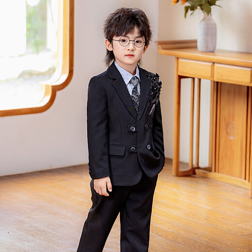 Carrot beibei children's dress boy host piano stage performance dress flower girl birthday suit black three-piece suit 150