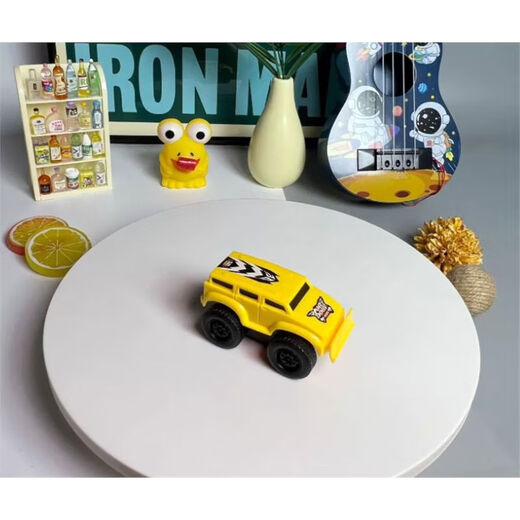 He Jiagong remote control tank model mini true four-way wireless charging remote control car children's toy infrared combat military vehicle gray remote control tank