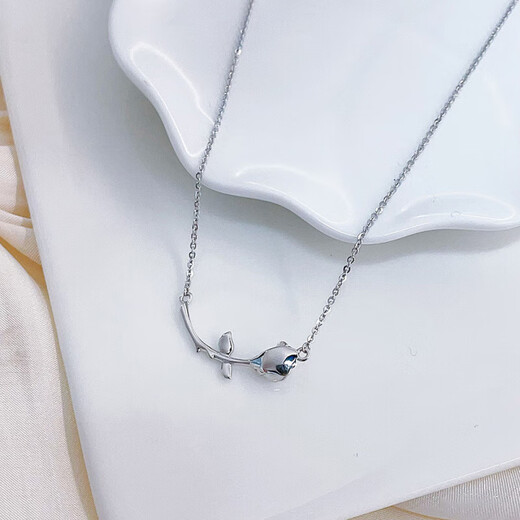 Beijing Gold Trading Center Co., Ltd. platinum necklace pt950 rose branch chain for women, birthday gift for girlfriend and wife, about 4.57g