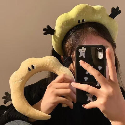 Cute and funny plush hair hoops for women, spring and summer hair hoops, face wash mask, hair hoops, plush cartoon hair accessories, yellow little monsters