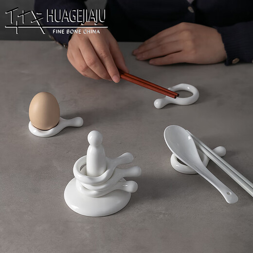 Lange creative Japanese chopstick holder household chopstick holder ceramic chopstick pillow Korean chopstick holder chopstick holder drag chopstick pad spoon rest 1 set of 5 breakfast spoons and 5 mahogany chopsticks