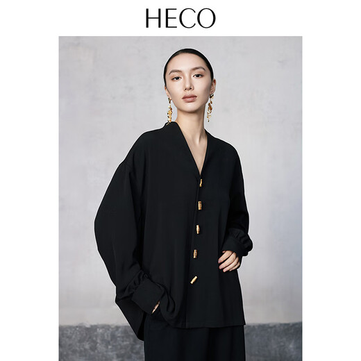 HECO Vertical Diabolo New Chinese Design Bamboo Knot Button Profile V-neck Long Sleeve Shirt Women's New Winter Top White S