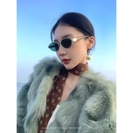 Lu Qingyi's original Cuixuanyue Lu's private collection of green agate 925 silver needle earrings, feminine and high-end earrings, gold (second batch) F