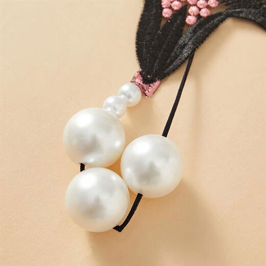 Universal T-string women's inner vagina, passionate style, one rope, women's oversized pearl massage, European and American style t-pants, black D2200 style, L120140Jin Jin is equal to 0.5 kg