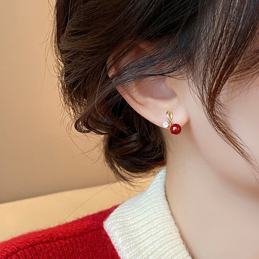 Small red bean acacia earrings for women, popular autumn and winter earrings, niche light luxury, high-end, temperament earrings, birthday gift, red round bead acacia earrings, one pair