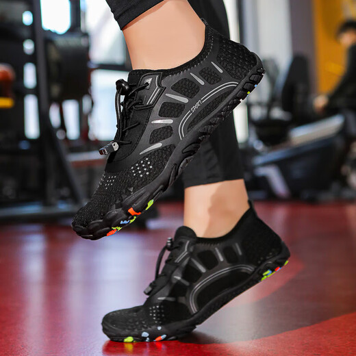 Silent sports shoes for men and women, indoor fitness shoes for squats, special treadmills, skipping rope shoes, soft-soled Pilates yoga shoes 502 black, shock-absorbing, silent and non-slip 42