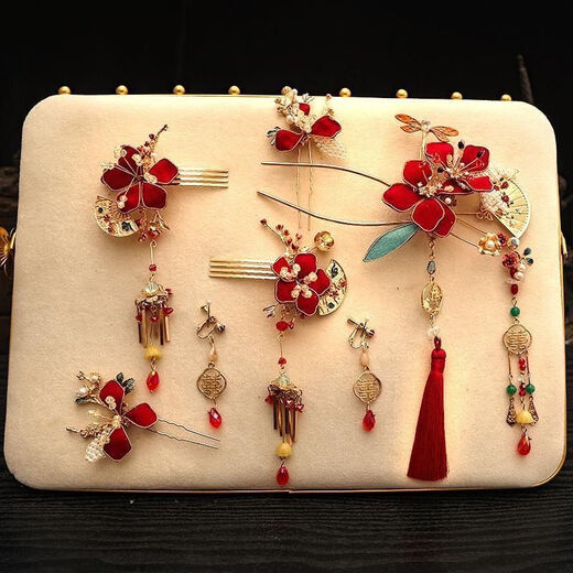 New Chinese style red tassel headdress bride Xiuhe suit ancient style toasting suit wedding hair accessories full set of hair accessories ear clips