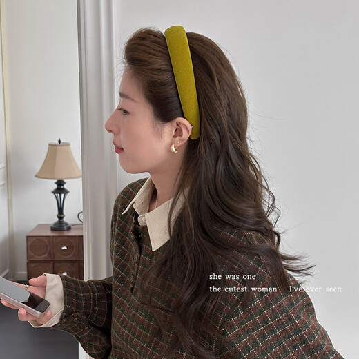 Morning Star Retro Solid Color Wide-brimmed Headband Women's Face Wash Headband Headband High Head Versatile Pressed Hairpin Autumn and Winter Temperament Hair Accessory Yellow Velvet Headband