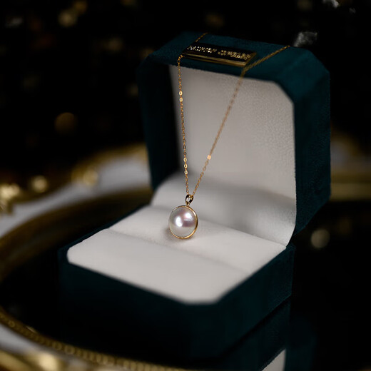 Quan Yin Natural Freshwater Pearl White Horse Shell Gold 11-12MM Women's Pendant Chain Temperament Fashion Clavicle Necklace White Horse Shell Gold