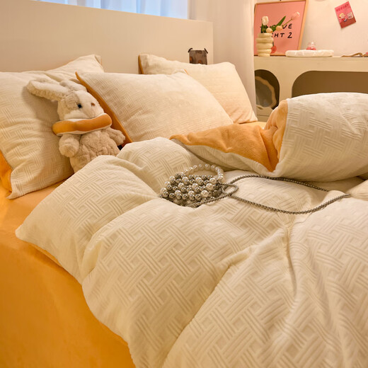 La Chapelle milk velvet four-piece set winter 2025 new flannel baby bed sheet quilt cover bedding woven pattern-white orange bed sheet style 1.5m four-piece set