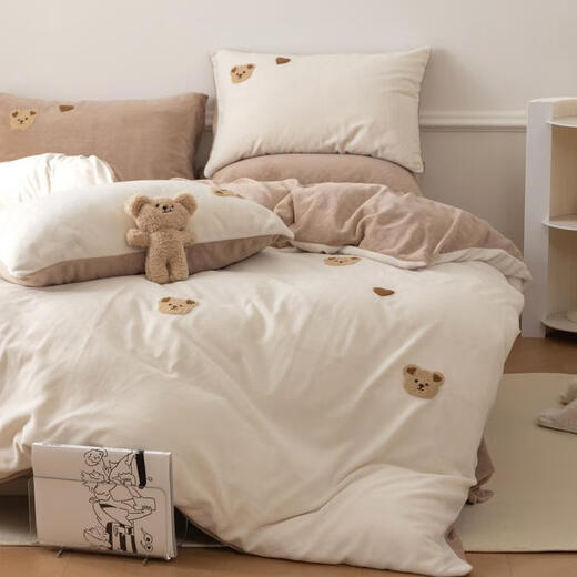 Mercury series thickened warm towel embroidered milk velvet four-piece set, three-piece coral Falay velvet quilt cover, winter 1.8m bedding, milk velvet bear-white coffee bed sheet style x 1.2m bed (quilt cover 150*200cm) three