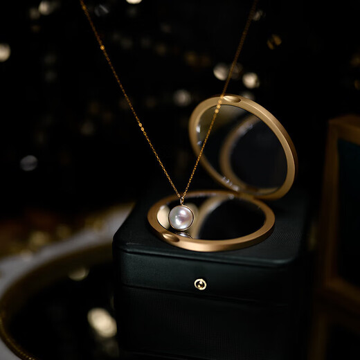 Quan Yin Natural Freshwater Pearl White Horse Shell Gold 11-12MM Women's Pendant Chain Temperament Fashion Clavicle Necklace White Horse Shell Gold