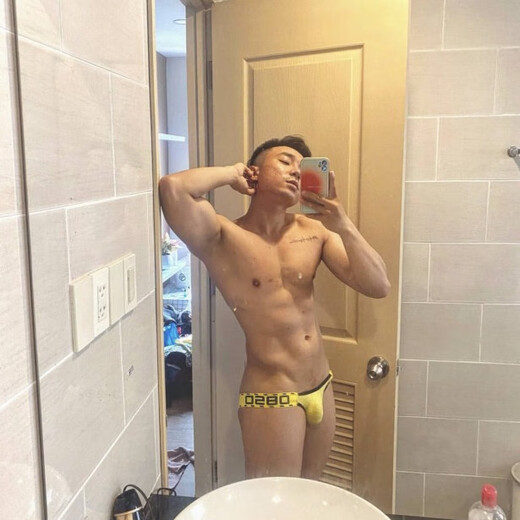 0850 Douyin Kuaishou live broadcast popular men's thong low-waist solid color cotton comfortable breathable underwear BS3209 yellow M