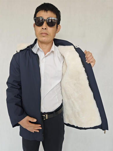Northeastern fur one-piece sheepskin jacket liner for middle-aged and elderly people in winter thickened and warm real wool cotton-padded jacket men's cold-proof jacket black casual style live-in and live-face XL120-140Jin Jin equals 0.5 kg one size