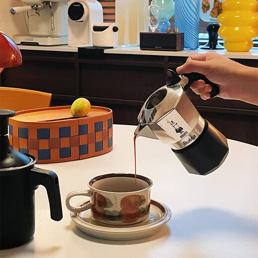 Bialetti Double Valve Moka Pot Italian American Coffee Machine Outdoor Portable Camping Home High Pressure Hand Brewed Coffee Pot 2 Cups Classic Color