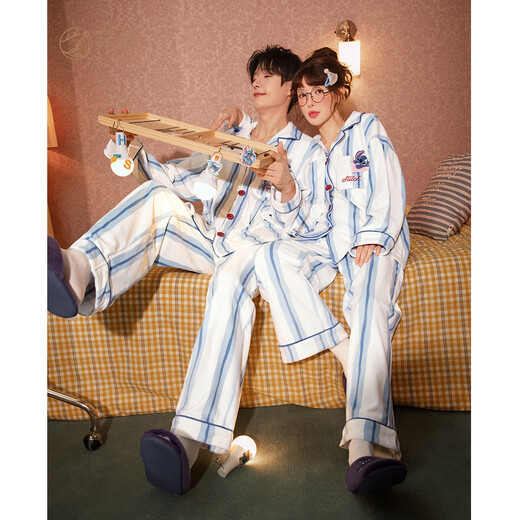 Gongdie Thermal Storage Disney Stitch Autumn and Winter Couple Pajamas Women's Warm Island Velvet Men's Home Clothes