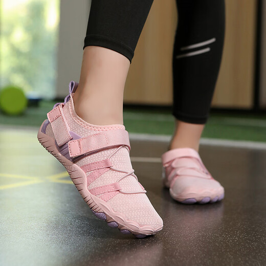 McCann indoor children's rope skipping shoes men's non-slip wear-resistant rock climbing shoes special physical training shoes for boys and girls shock-absorbing sports shoes retro rice 33