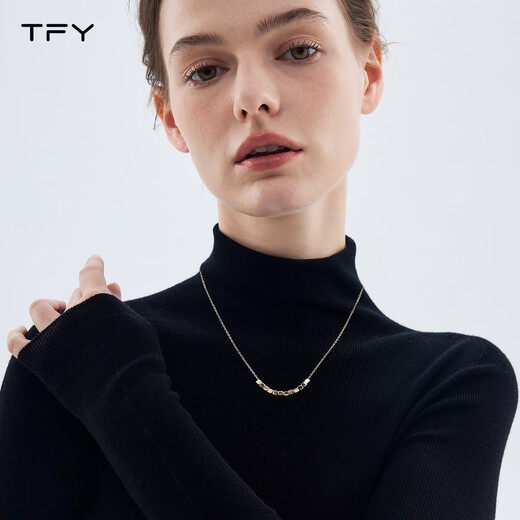 TFY small sugar cube sweater necklace for women 2025 new light luxury niche design high-end autumn and winter retro titanium steel accessories small sugar cube sweater chain