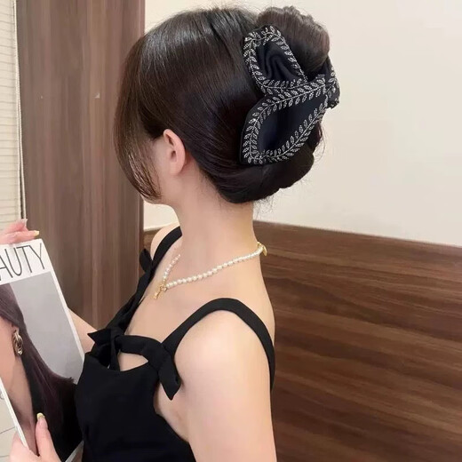 Li Qing Wheat Triangular Clip Hepburn Style Hair Clip French Elegant Light Luxury Updo Shark Clip Hair Clip Headwear High-end