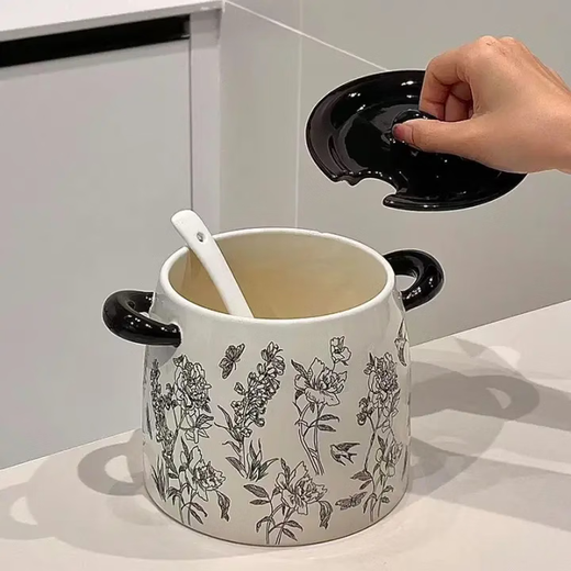 ZISIZ Japanese lard oil jar food grade ceramic seal with lid high temperature resistant Japanese kitchen household oil spicy jar large cream white 1.2L