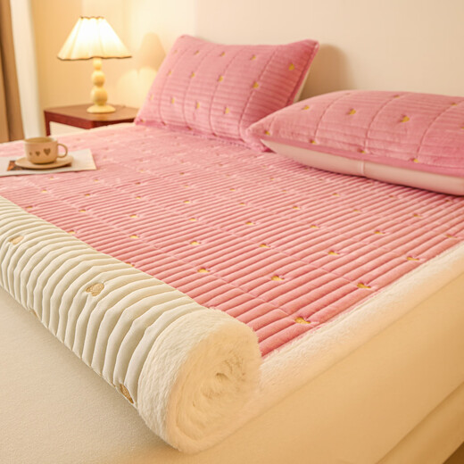 CARTELO crocodile (CARTELO) Class A baby velvet embroidered quilted mattress cushion home bedroom mattress plus velvet thickened cushion 2025 new style Xiongxiong-bean paste powder 150*200cm single mattress + pillowcase pair