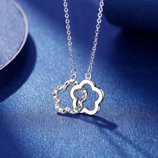 Wanfu dragons interlocking with each other丨PT950 platinum temperament double ring necklace, versatile and fashionable authentic platinum necklace for women, gift 43cm, platinum/double ring four-leaf clover necklace 2.88g