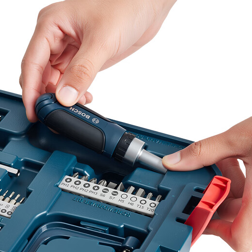 Bosch (BOSCH) household multi-functional hand tool set hardware tool box 108-piece set plastic box hardcover