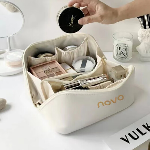 New high-end large-capacity toiletry and cosmetic storage bag, portable pillow storage bag for outings - random color, high-end pillow cosmetic bag - mocha brown