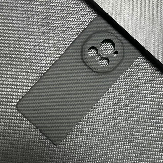 Huawei (HUAWEI) original quality Jingying Kevlar applicable thin center shaft mobile phone case Magic V3 aramid fiber material, coarse grain 1500D fine holes, single back cover Magic V3