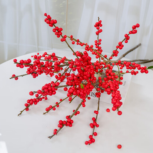 Jingdong flowers imported holly (40-45CM) cut 3 branches free hanging card red fruit flowers interior decoration flowers straight from the source